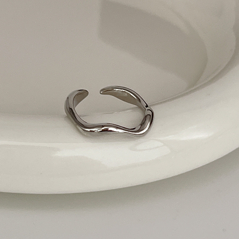 Sier Female Design Light Luxury Index Rings