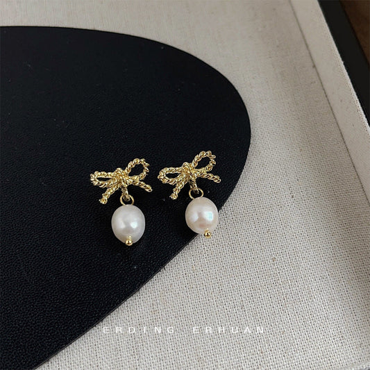 Collection Freshwater Pearl Handmade Sier Needle Earrings