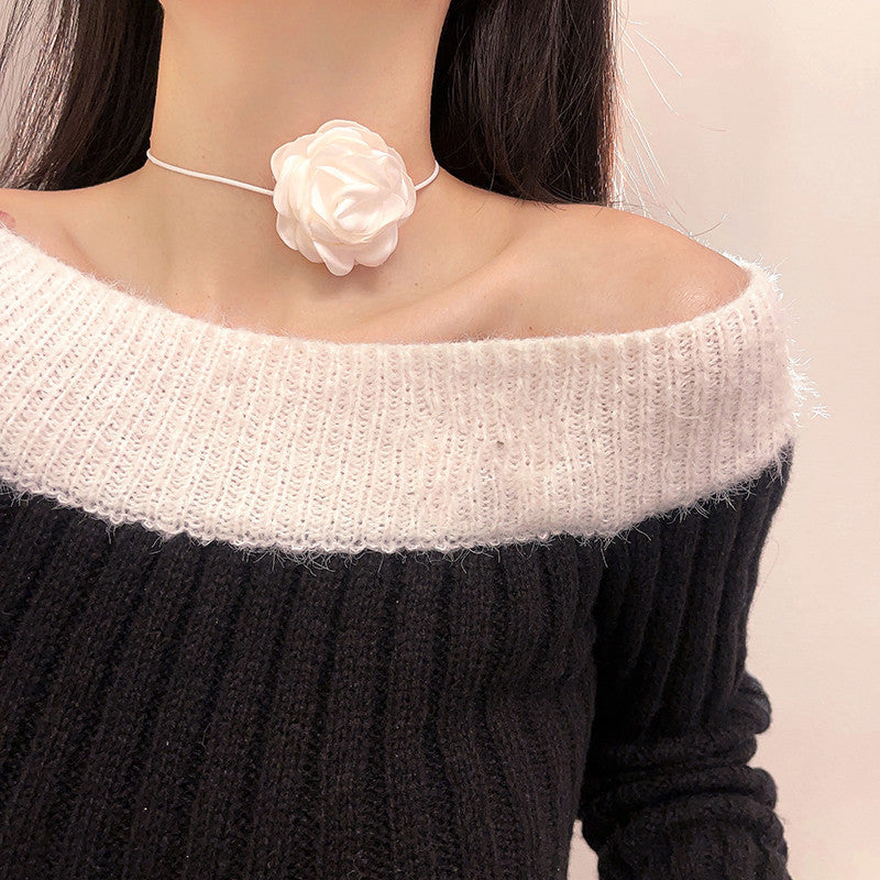 French Fashionable Large Flower Classic Style Necklaces