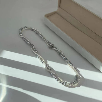 Women's Light Luxury Advanced Design Fashionable Clavicle Necklaces