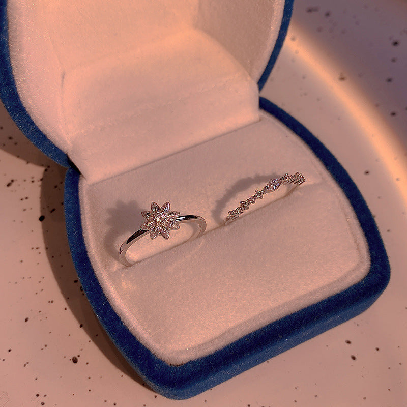 Women's Minority Design Sense Refined Zircon Flower Two-piece Set Rings