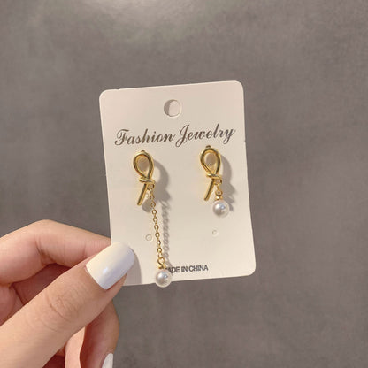 Female Simple Graceful Metal Quality Street Earrings