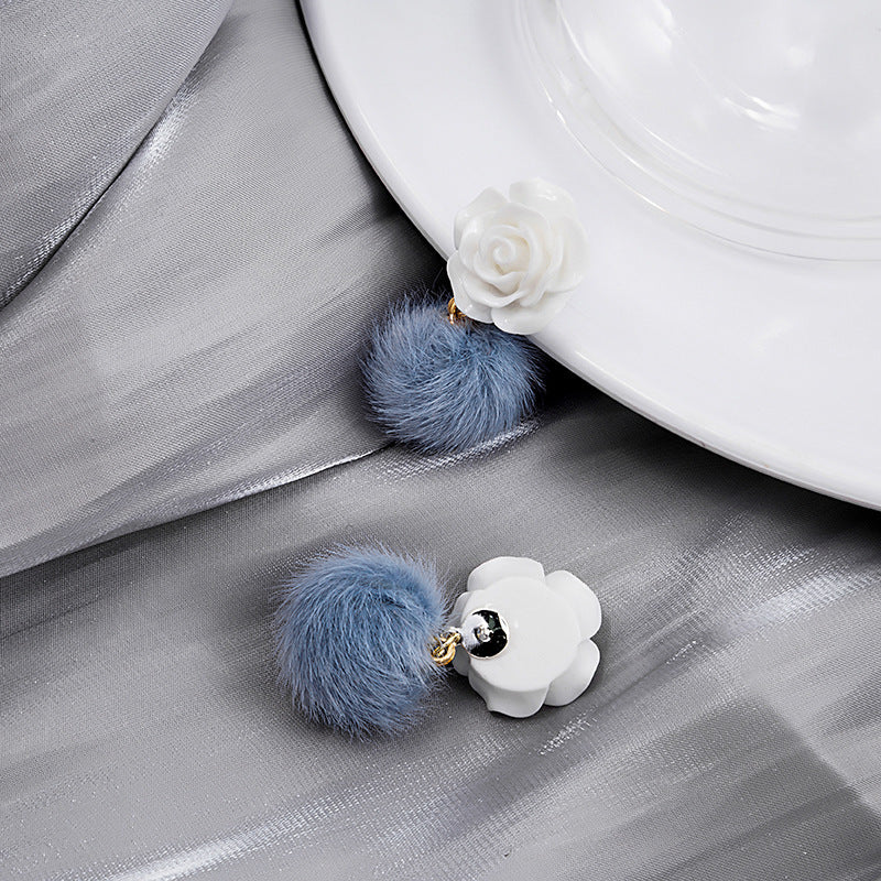 Style Plush Rose Petals Three Colors Rings