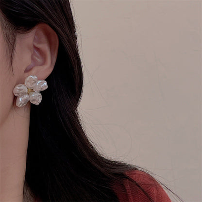 Court Baroque Pearl Flower Niche Retro Design French Rings