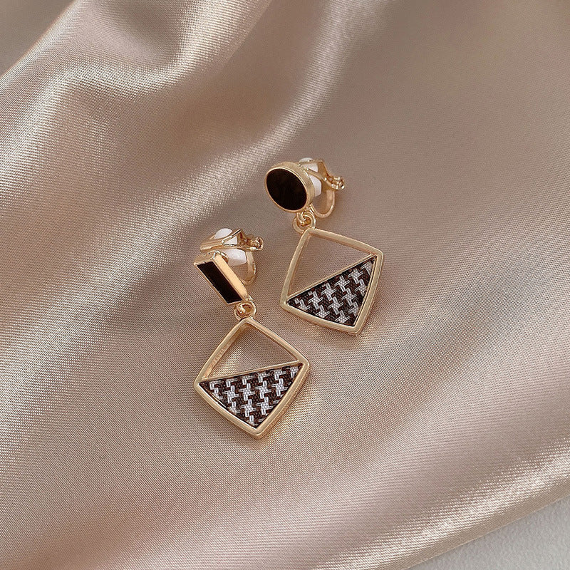 Women's High-grade Ear Fashionable Long Elegant Earrings