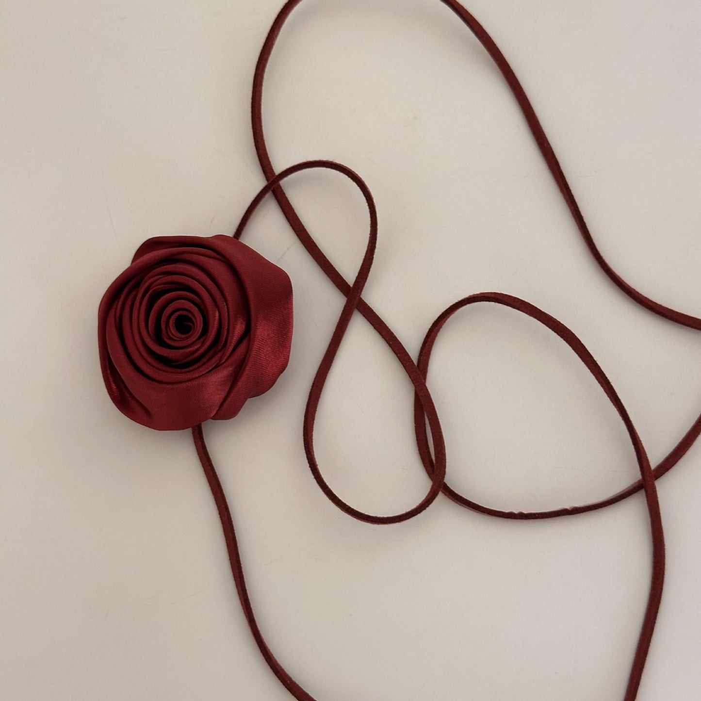 Women's Retro Rose Cold Style Bow Dark Necklaces