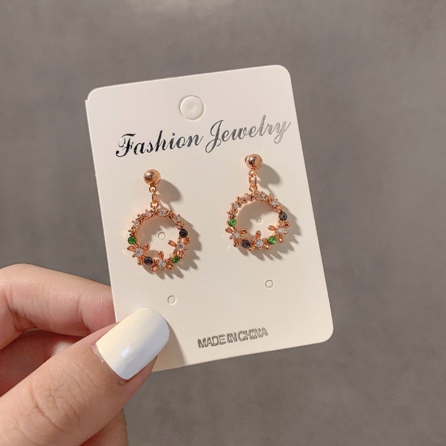 Female Simple Graceful Metal Quality Street Earrings