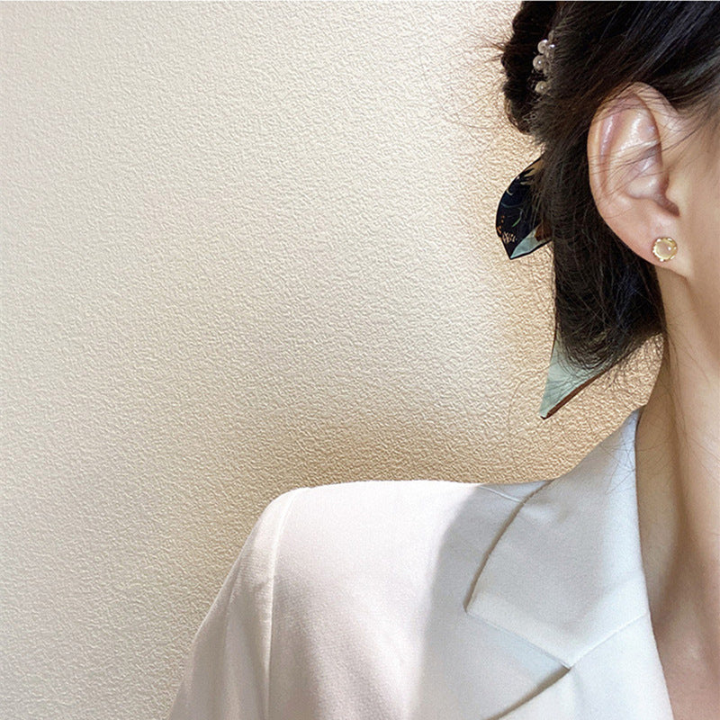 Fashion Design Sense Retro Geometric Opal Exquisite Small Earrings