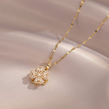 Women's Gold Electroplated Rotating Love Heart Flowers High-grade Necklaces