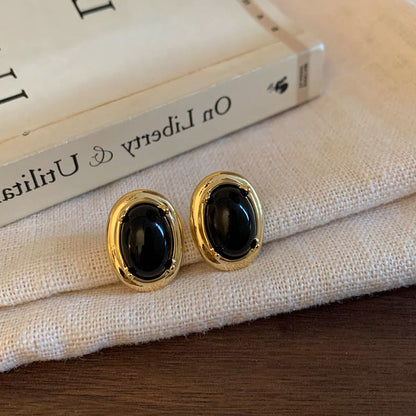 Women's Oval Metal Pearl For French Style Retro Earrings