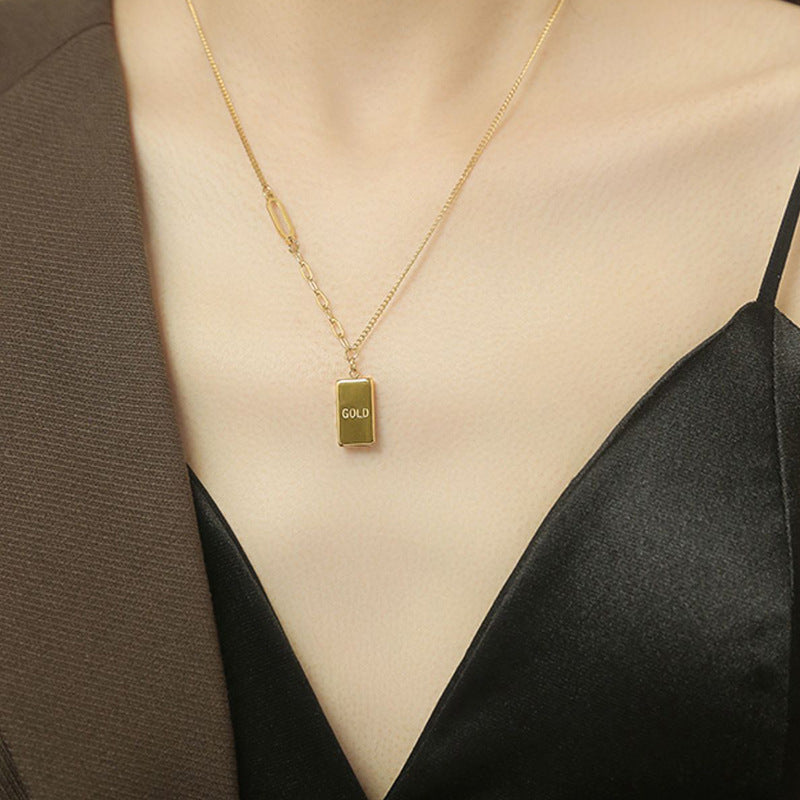 Small Gold Bar Niche Geometric Glossy Pendant Necklaces