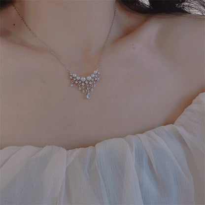 Women's Luxury Fashion Water Drop Zircon Imitation Necklaces