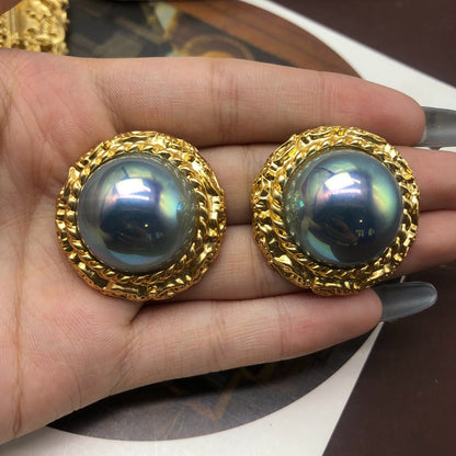 Real Gold Sier Color Cat's Eye Horse Shell Earrings