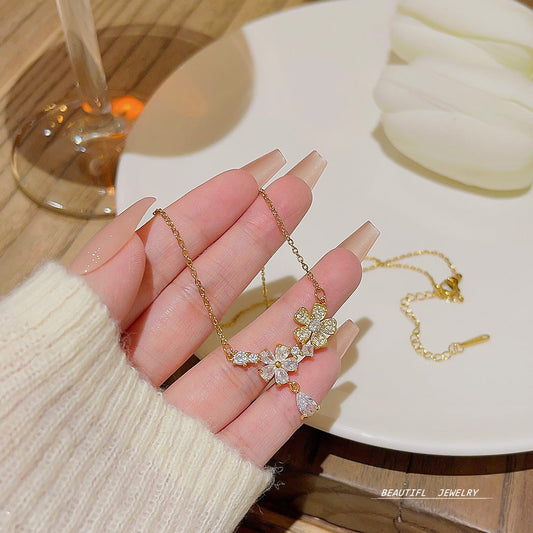 Women's Titanium Steel Niche Design Light Luxury Versatile Necklaces