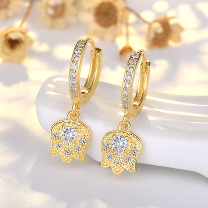 Sier Heart-shaped Ear Clip Female Fresh Refined Rhinestone Earrings