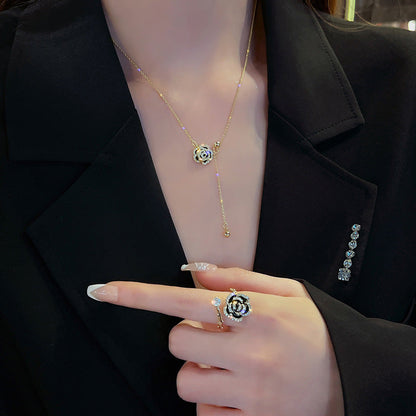 Female Clavicle Chain Special Interest Light Necklaces