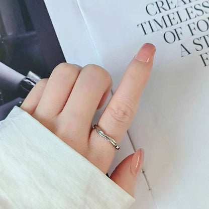 Women's & Men's & Simple Pair Of Niche Design Valentine's Rings