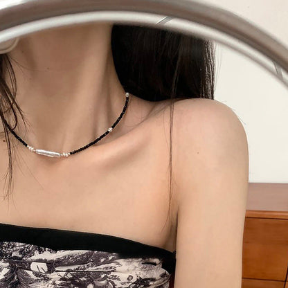 Women's Pearl Black Crystal Design Sense Niche Retro Personality And Necklaces