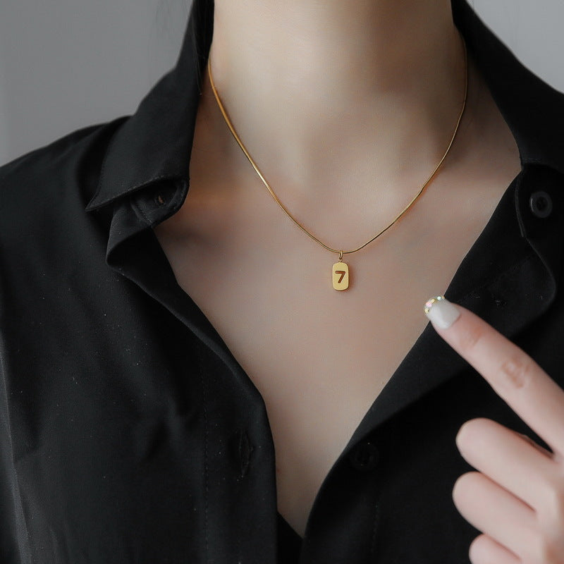 Small Gold Clavicle Chain Female Digital Necklaces