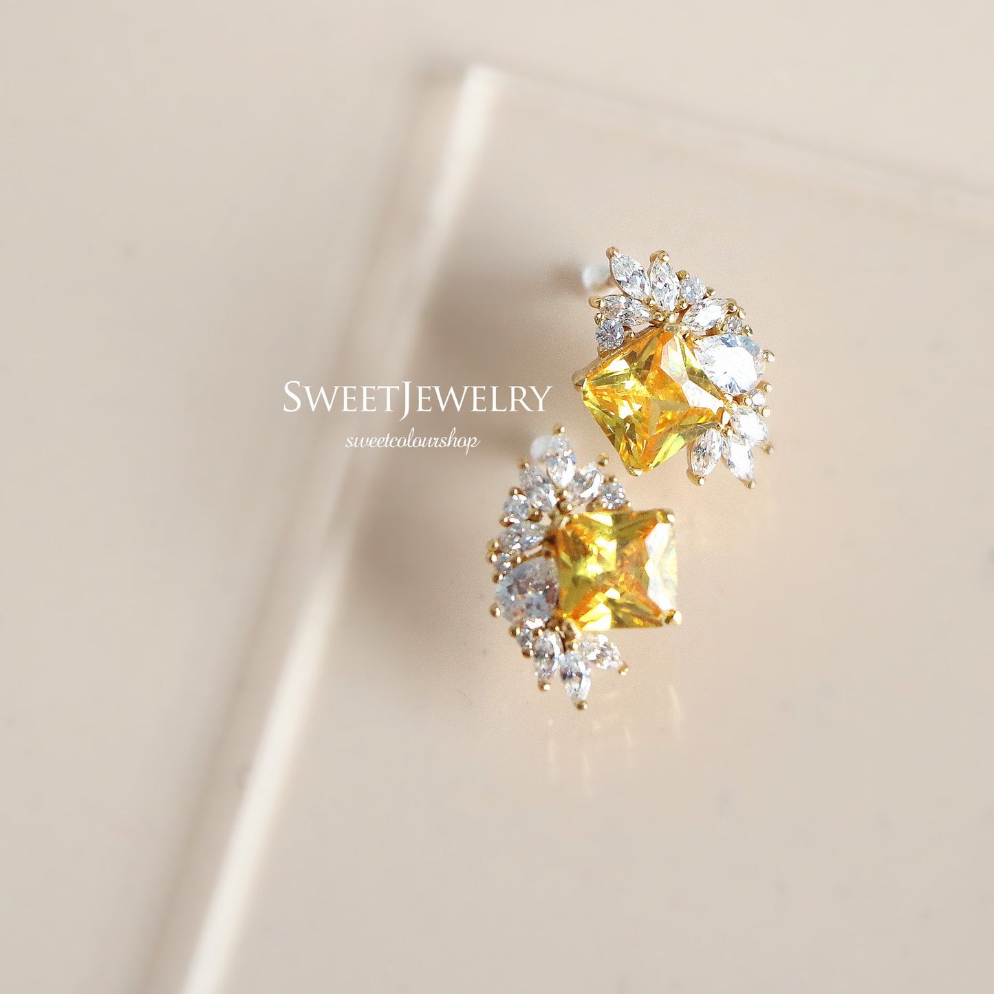 Women's Sier Gold-plated Gentle French Style Retro Earrings