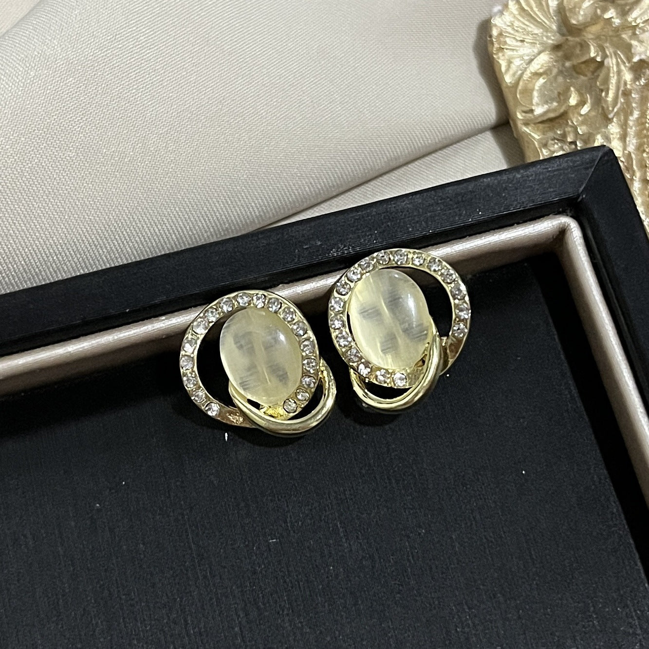 Needle French Opal Simple And Stylish Earrings