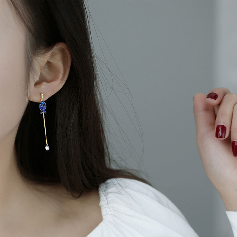 Whitebait Asymmetric Fishbone Chain Personality Fashion Earrings