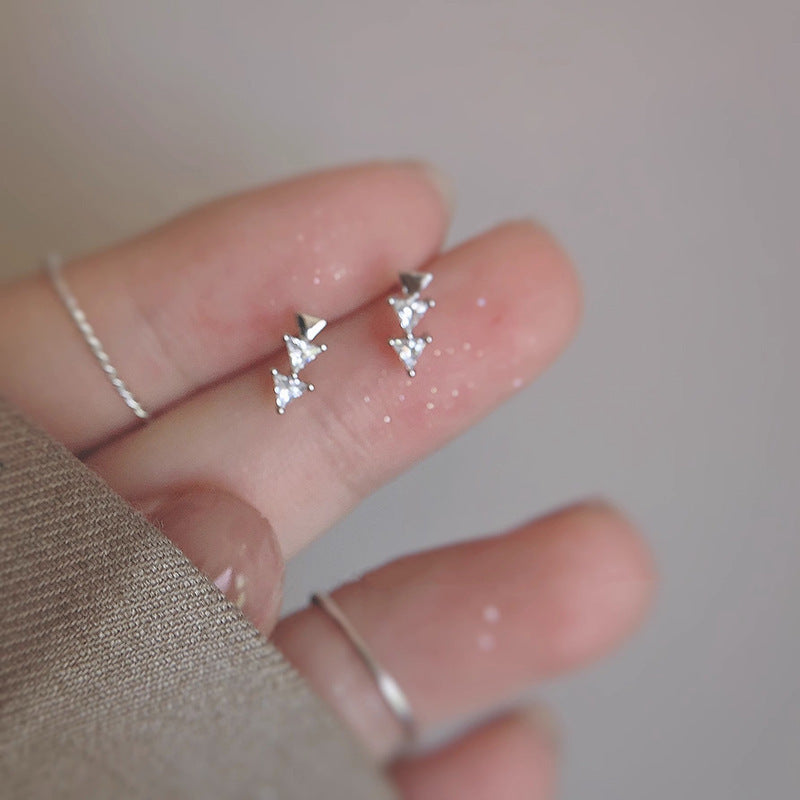 Fairy Straight Row Triangle Female Niche Geometric Earrings