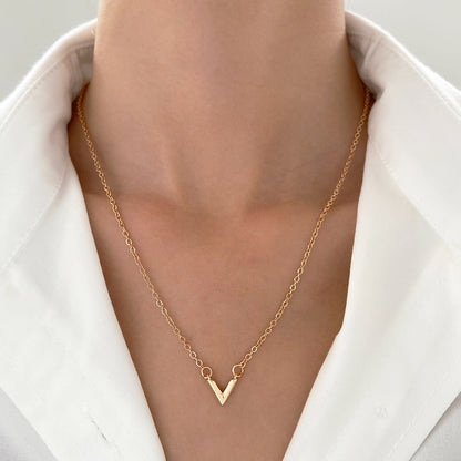 V-shaped Female Pendant Retro Fashion Elegance Necklaces