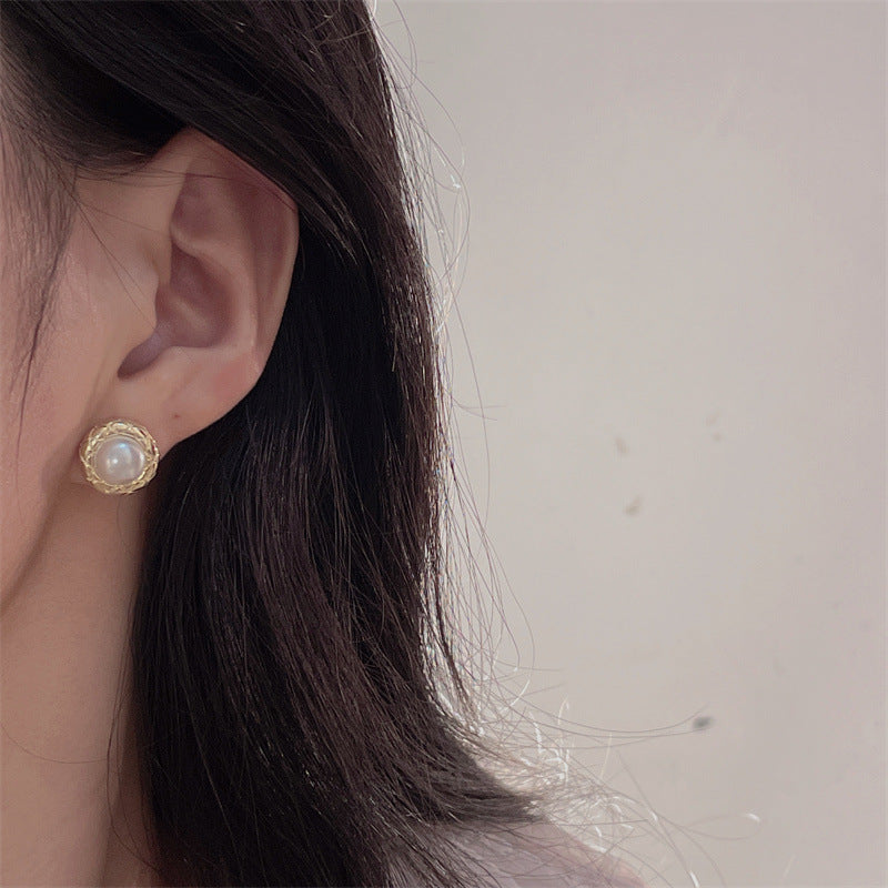Women's Sier Needle Round Pearl For Temperament Wild Niche Earrings