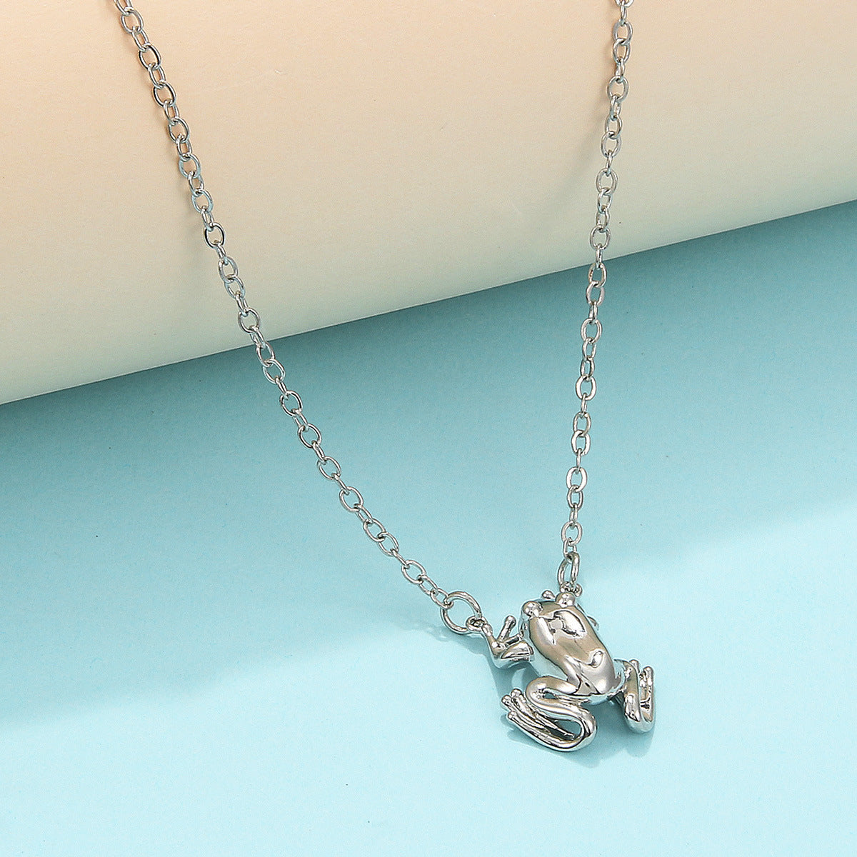 Wind Creative Frog Pendant Cute Fashion Necklaces