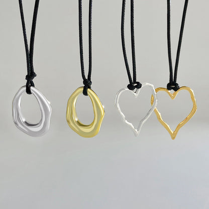 Women's Heart-shaped Hollow Pendant For Simple Geometric Ellipse Necklaces