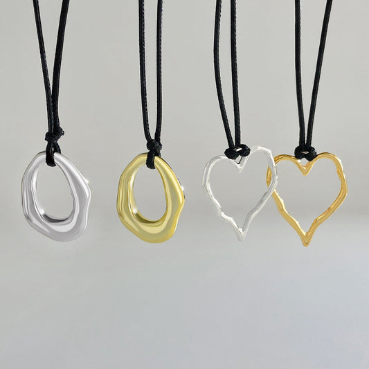 Women's Heart-shaped Hollow Pendant For Simple Geometric Ellipse Necklaces