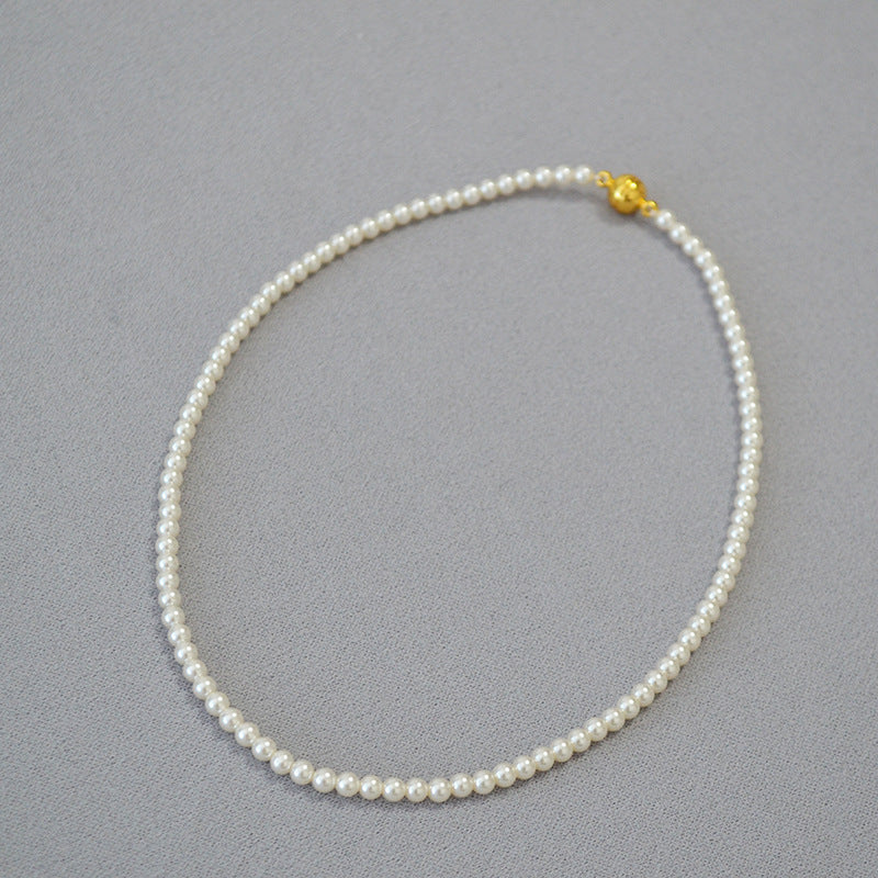 Women's Circle Highlight Imitation Pearl Magnetic Buckle Sweater Necklaces