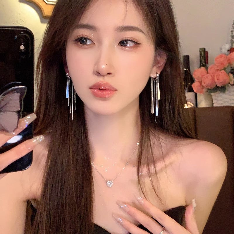 Women's Score For Lens Feeling Long Fringe Earrings