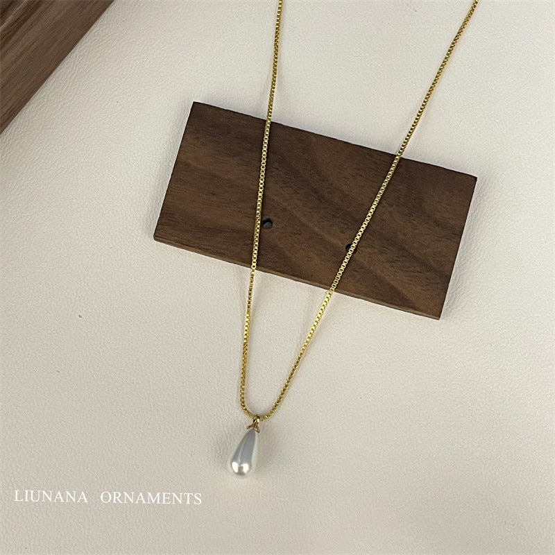 Women's Cold Style Water Drop Pendant Temperament Wild Niche Gold Necklaces
