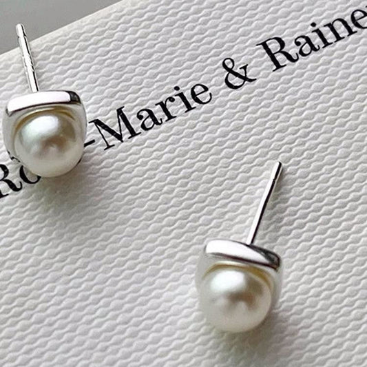 Women's Korean Luxury Pearl Niche Design High-grade Earrings