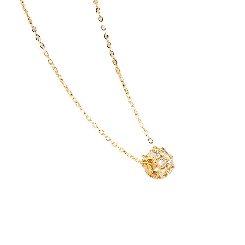 Women's Slim Waist Cold Clavicle Simple Design Senior Necklaces