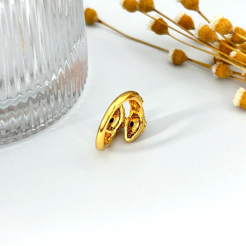 Women's Trendy Retro Creative Personalized Fashion Simulated Snakes Cold Rings