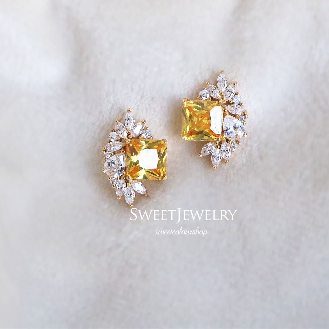 Women's Sier Gold-plated Gentle French Style Retro Earrings