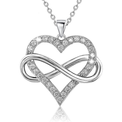 Women's Infinite Love Simple Heart-shaped Clavicle Necklaces
