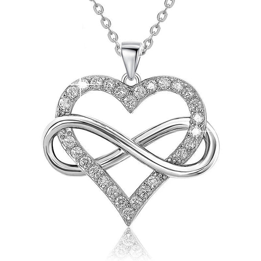 Women's Infinite Love Simple Heart-shaped Clavicle Necklaces
