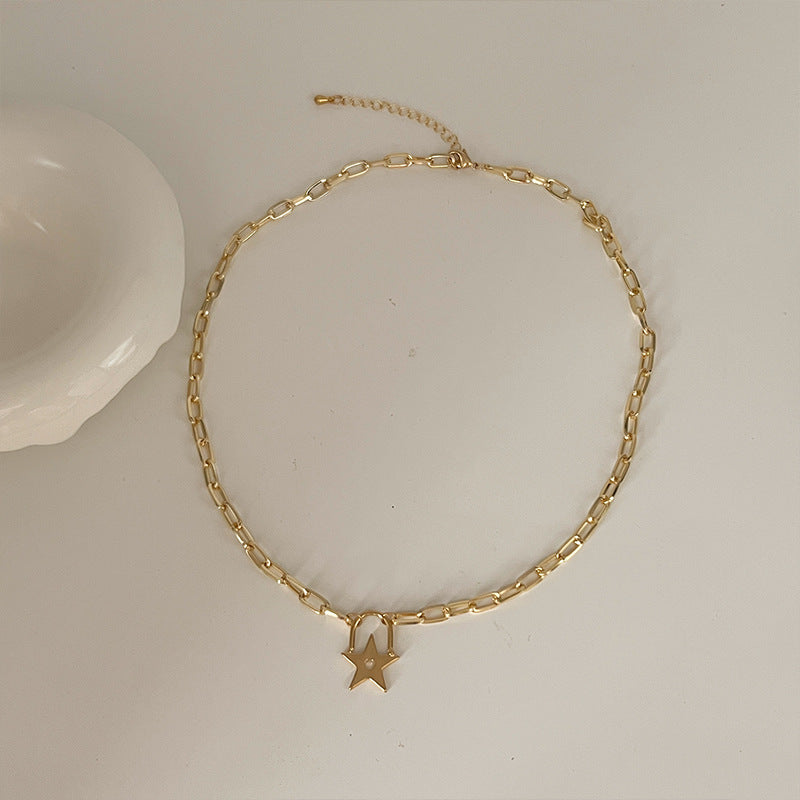 Women's Star Lock Head Simple Design Temperamental Cold Style Necklaces