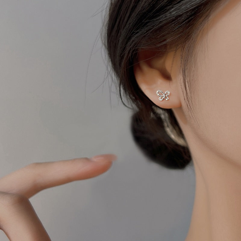 Women's Fashion Simple Street Style Commuter Zircon Earrings