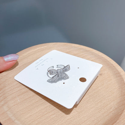 Fashion Personality Super Flash Bow Index Rings