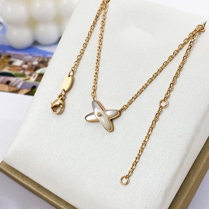 Natural White Shell Female Rose Gold Necklaces