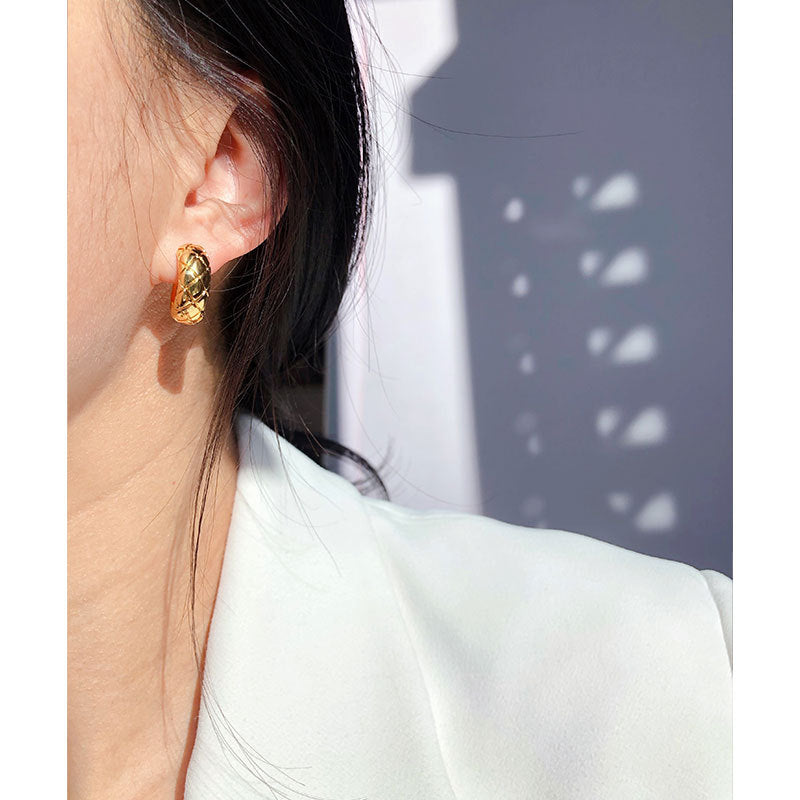 Golden Vintage Diamond Plaid Classic Style Earrings