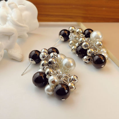 Women's Zhang Long Elegant Black And White Earrings
