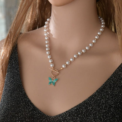 Women's Fairy Pearl Fashion Dripping Oil Alloy Necklaces