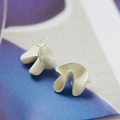 Past Niche Royal Ear Design Versatile Earrings