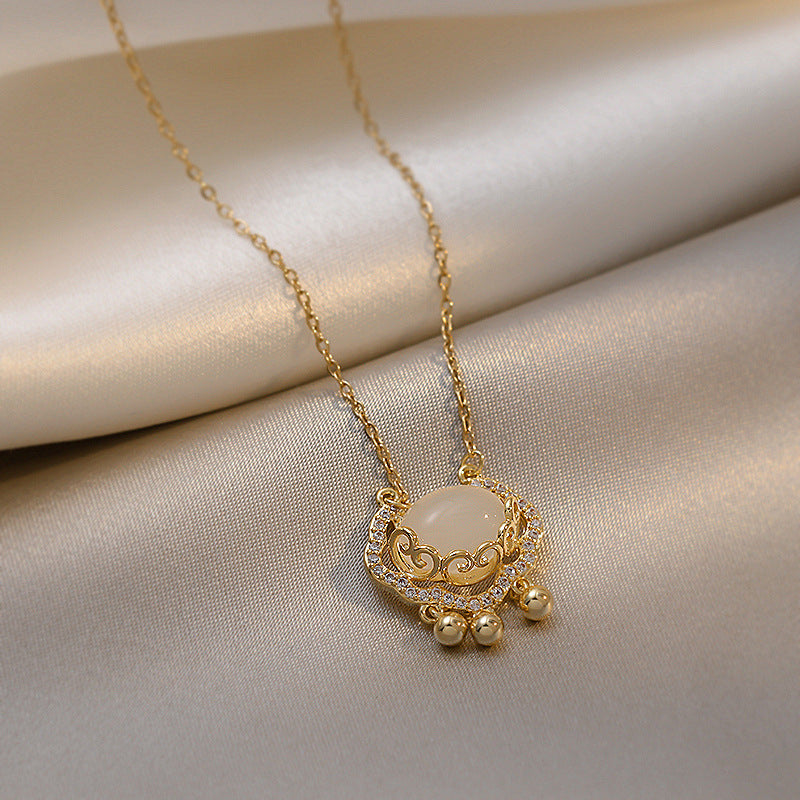 Women's Cold Wind Light Luxury Clavicle Chain Necklaces